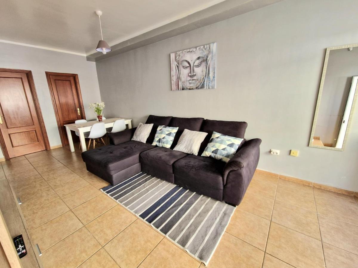 Spacious Chalet Next To The Sea - Airport Villa ซานอิซิโตร ภายนอก รูปภาพ